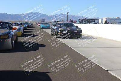 media/Nov-19-2022-Speed Ventures (Sat) [[eb5c8f9508]]/Around the Pits/Pre Grid Race Group/